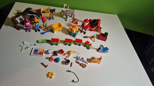 PLAYMOBIL 9264 – Adventskalender Wichtelwerkstatt – unvollständig – Licht funktioniert